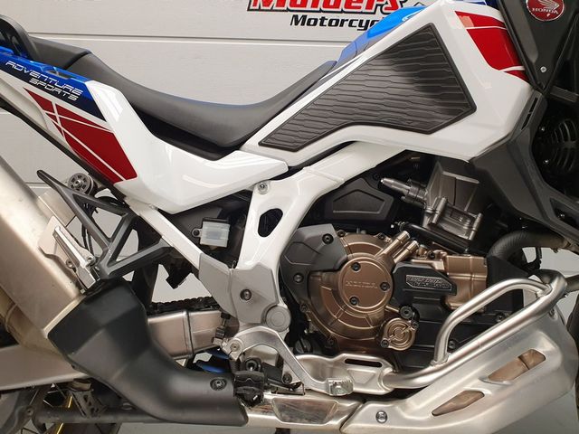 honda - crf-1100-l-africa-twin-adventure-sports