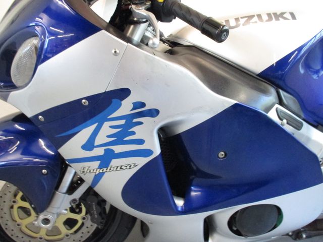 suzuki - gsx-r-1300-hayabusa