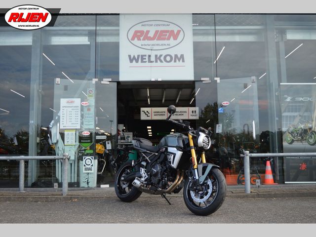 suzuki - gsx-8t