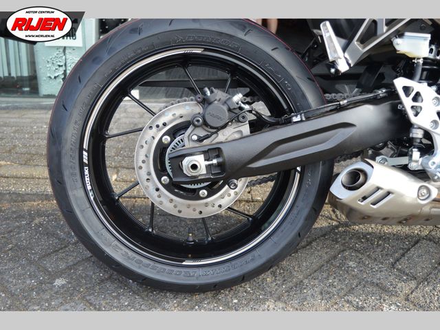 suzuki - gsx-8t