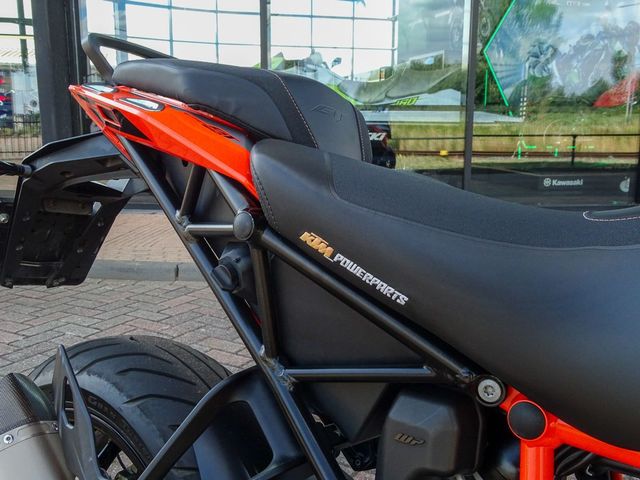 ktm - 1290-super-duke-gt