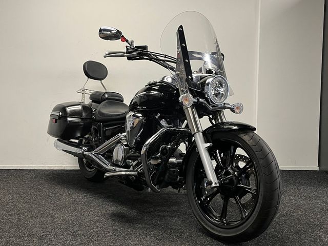 yamaha - xvs-950-a-midnight-star