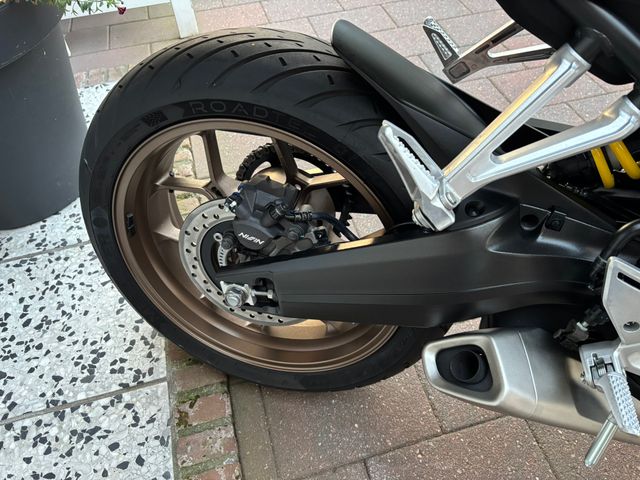 honda - cb-650-r