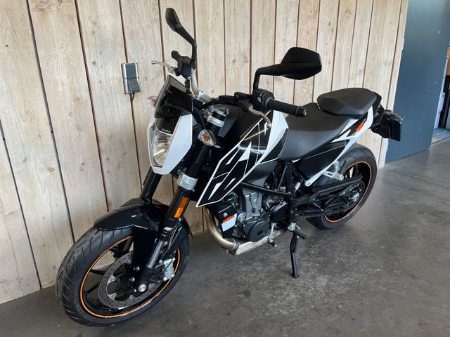 ktm - 690-duke-abs