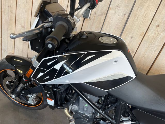 ktm - 690-duke-abs