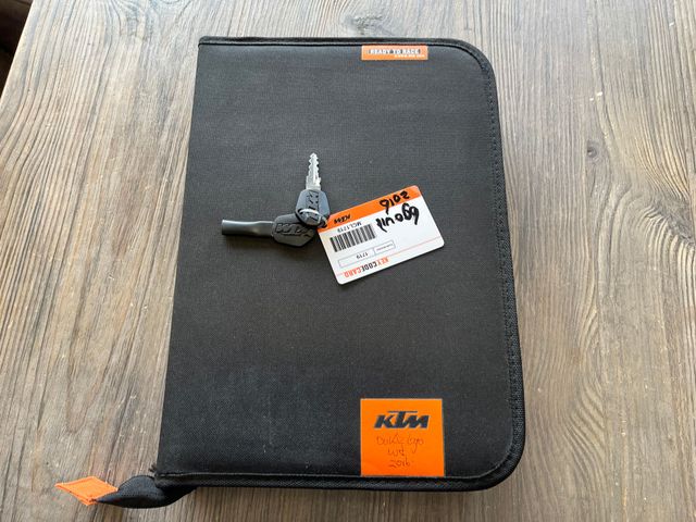 ktm - 690-duke-abs
