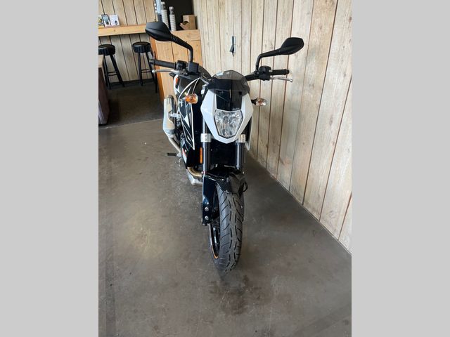 ktm - 690-duke-abs
