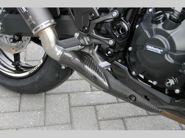 kawasaki - z900