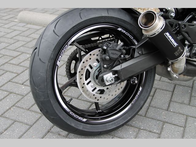 kawasaki - z900
