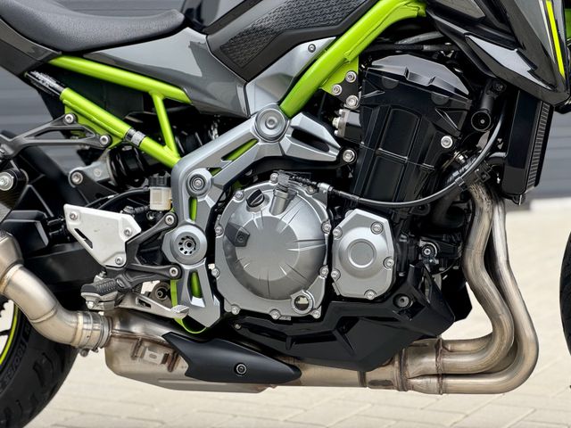 kawasaki - z900