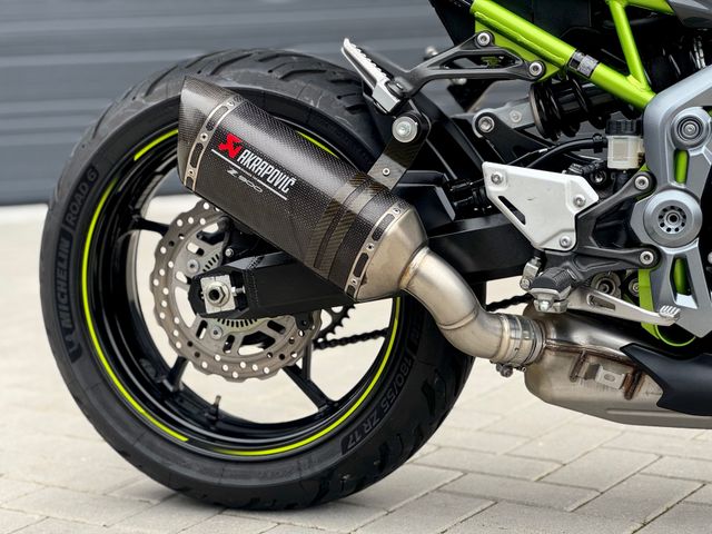 kawasaki - z900