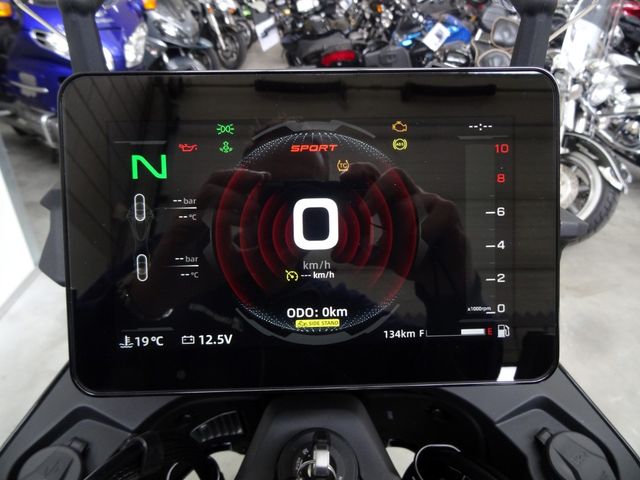 cfmoto - 800-mt-explorer