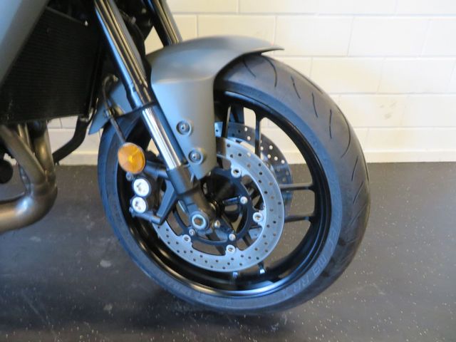 yamaha - tracer-900-abs