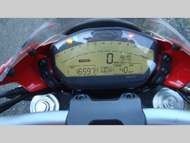 ducati - monster-821