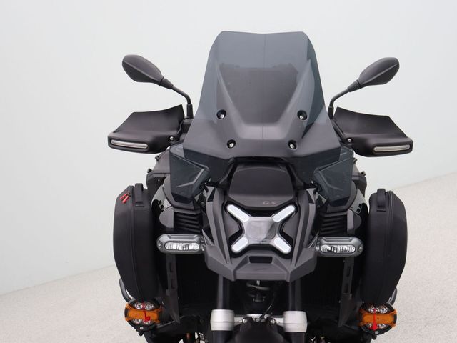 bmw - r-1300-gs-adventure