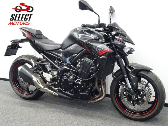 kawasaki - z900
