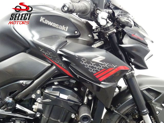 kawasaki - z900