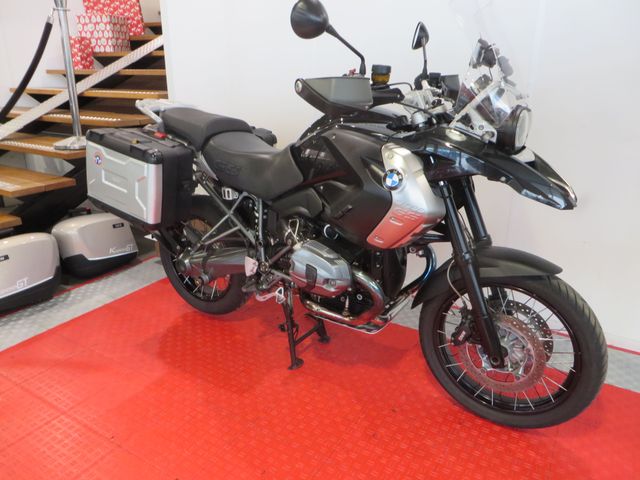 bmw - r-1200-gs-triple-black-edition