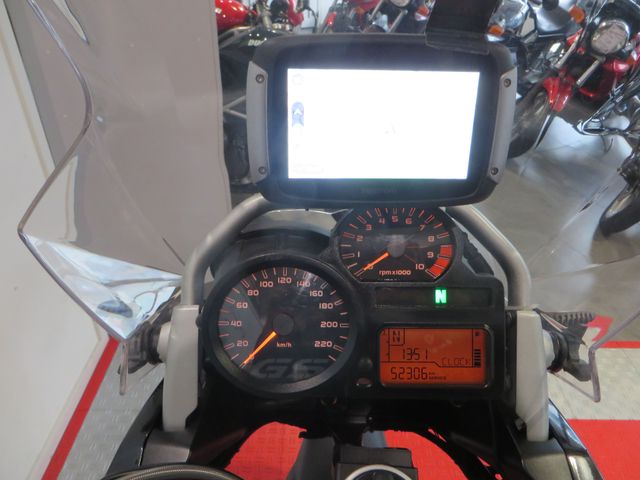 bmw - r-1200-gs-triple-black-edition