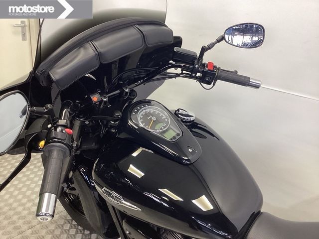 suzuki - c-800-intruder