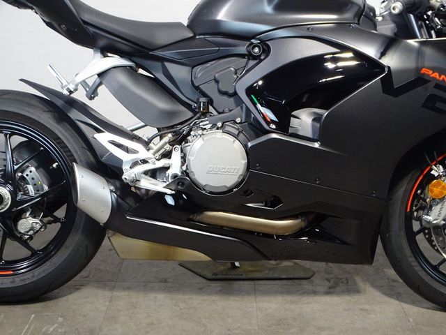 ducati - panigale-v2