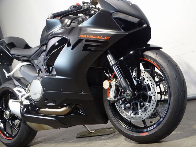 ducati - panigale-v2