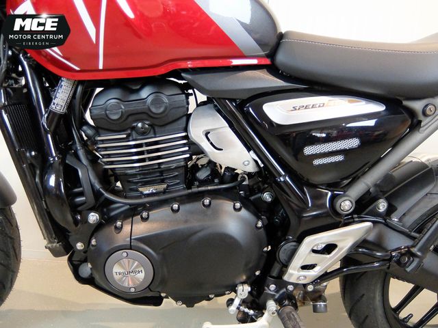 triumph - speed-400
