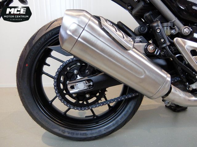 triumph - speed-400
