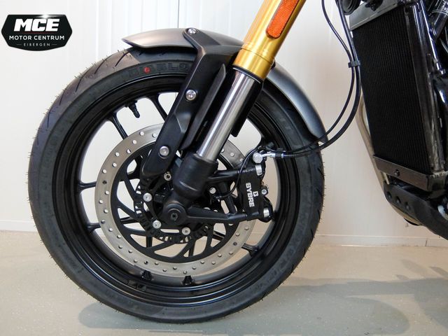 triumph - speed-400