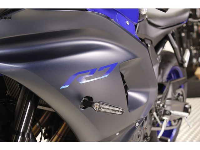 yamaha - r7