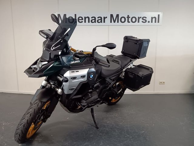 bmw - r-1300-gs-adventure