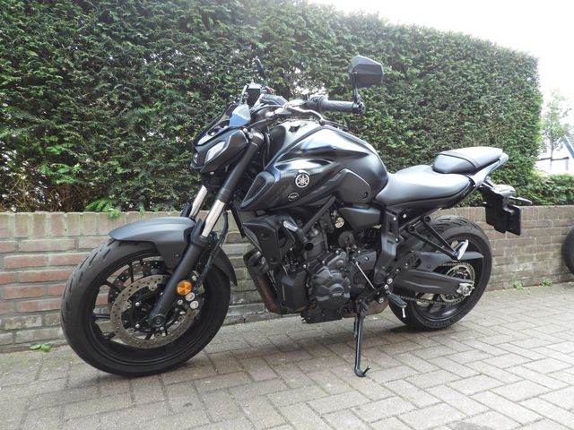 yamaha - mt-07-abs