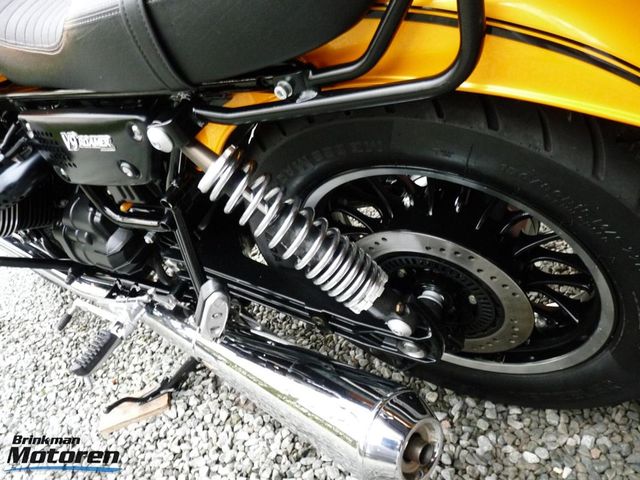 moto-guzzi - v-9-roamer