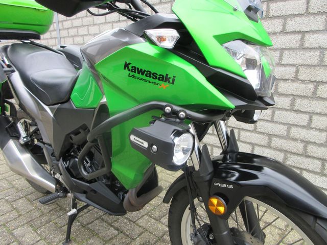 kawasaki - versys-x-300