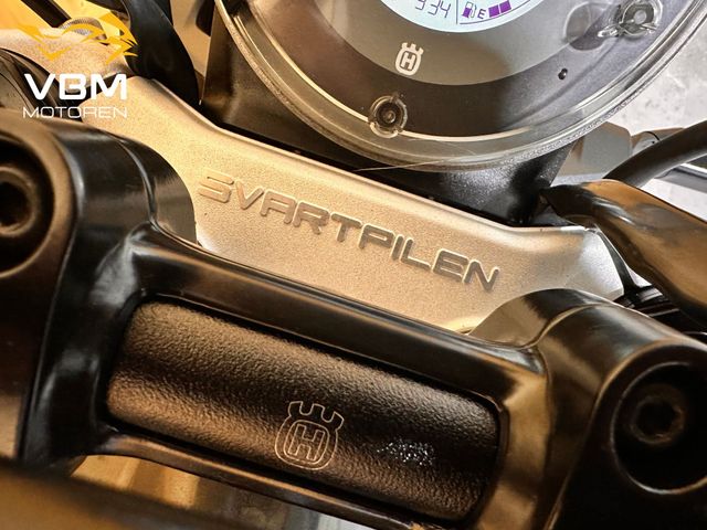 husqvarna - svartpilen-401