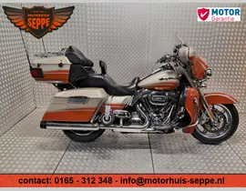 Harley-Davidson Electra Glide Ultra Screamin Eagle CVO Flhtcuse 2012 occasion