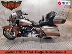 Harley-Davidson FLHTCUSE7 CVO Ultra Classic Electra Glide 2012 occasion – foto 11 van 20