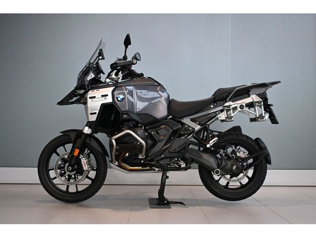 bmw - r-1300-gs-adventure-triple-black