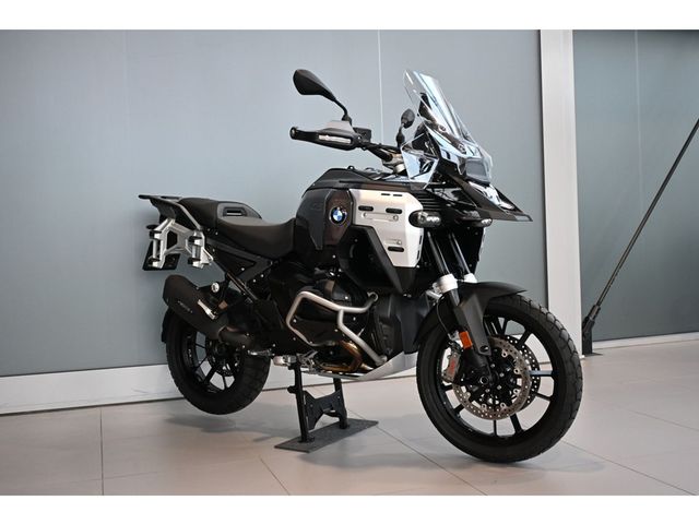 bmw - r-1300-gs-adventure-triple-black