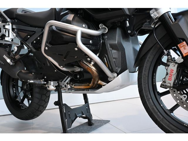 bmw - r-1300-gs-adventure-triple-black