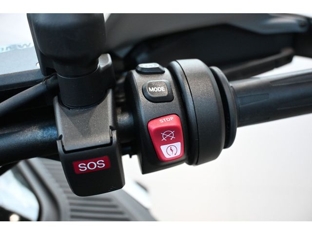 bmw - r-1300-gs-adventure-triple-black