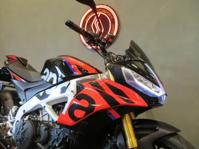 APRILIA TUONO V4 FACTORY – foto 4