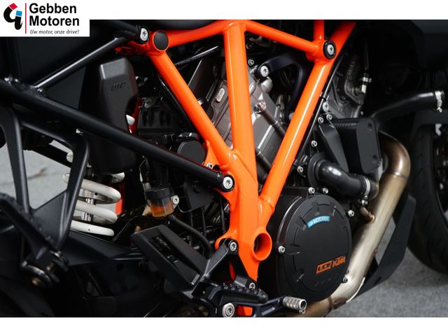 ktm - 1290-super-duke-gt