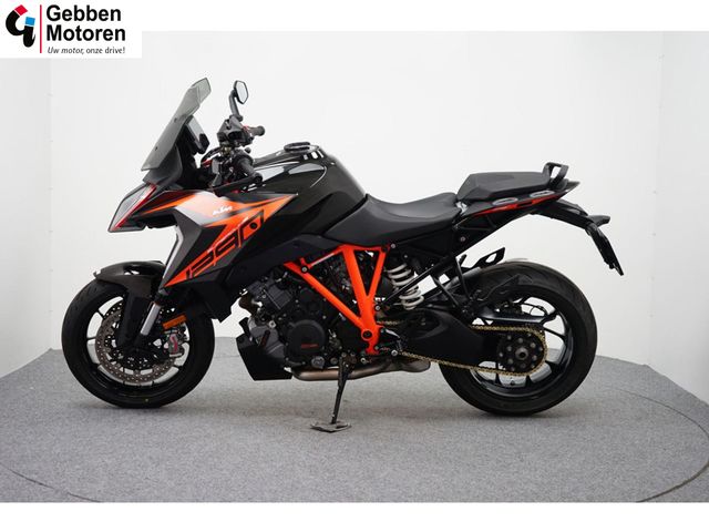 ktm - 1290-super-duke-gt