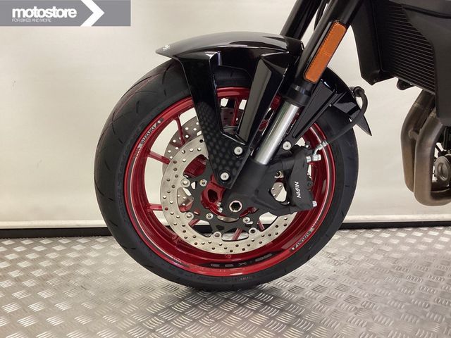 suzuki - gsx-8s