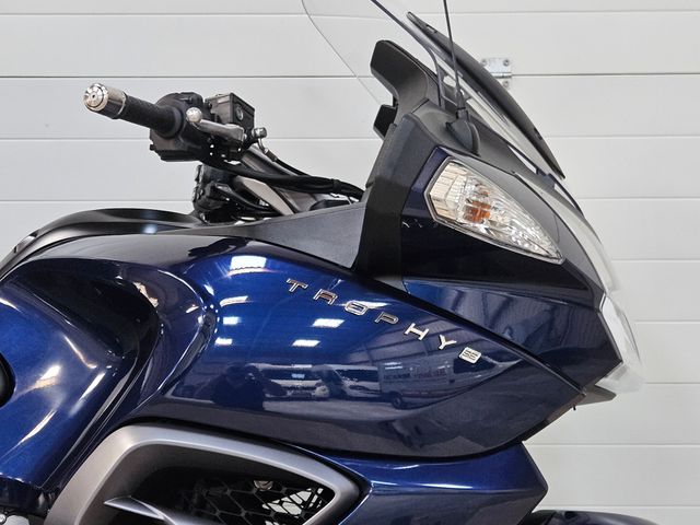 triumph - trophy-1215-se