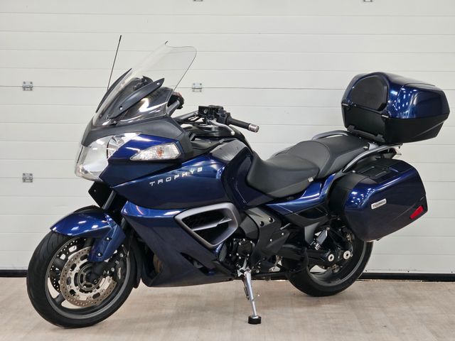 triumph - trophy-1215-se