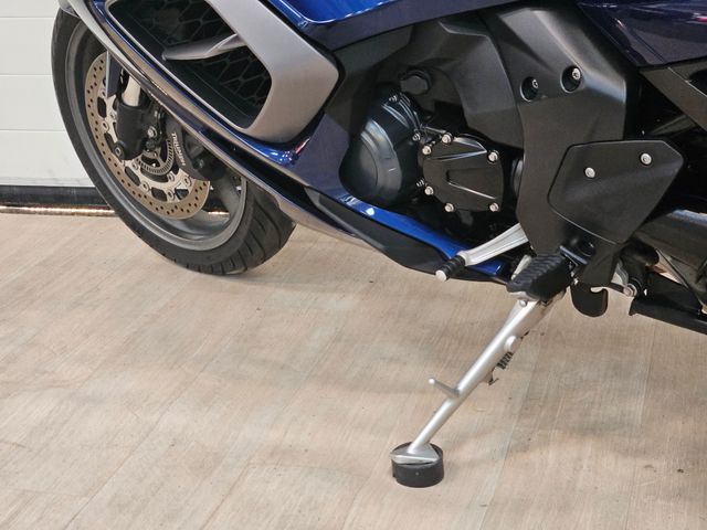 triumph - trophy-1215-se