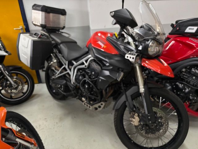triumph - tiger-800-xc