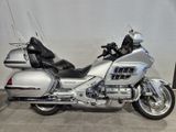 HONDA GL 1800 GOLDWING
